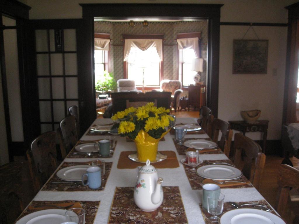 Sproule Heritage Bed & Breakfast Strathmore Buitenkant foto