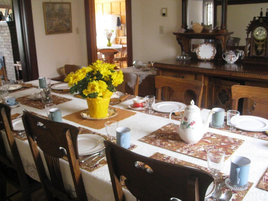 Sproule Heritage Bed & Breakfast Strathmore Buitenkant foto